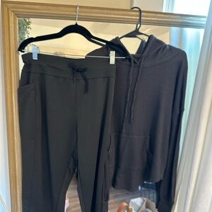 adidas Women's Black Jogger Pants and Hoodie Set